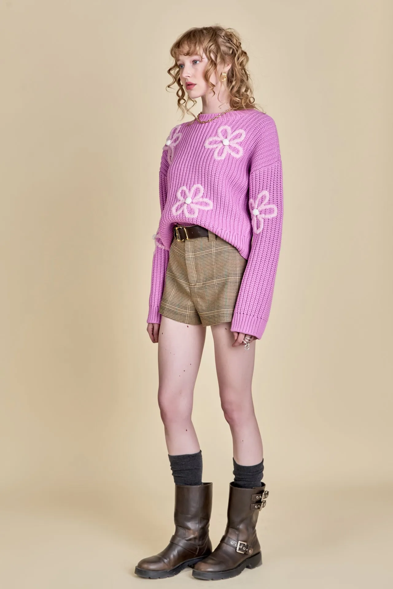 Flower Embroidery Knit Top